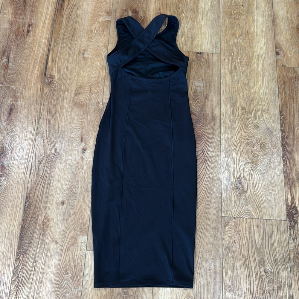 EUC Lululemon Picnic Play Dress Black Size 4